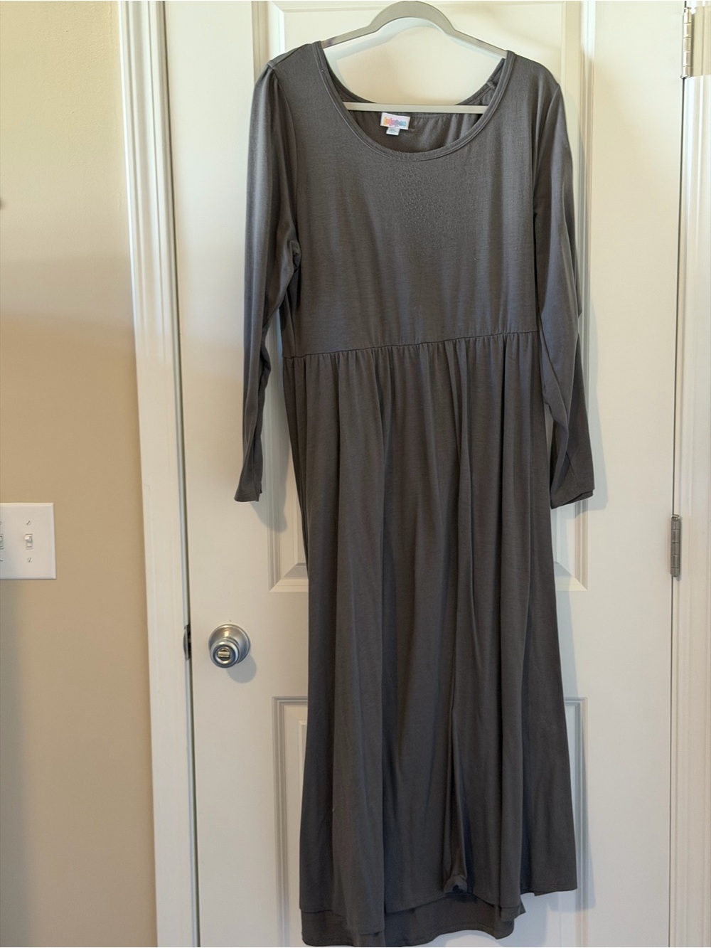 LuLaRoe Long Sleeve Gray Maxi Dress